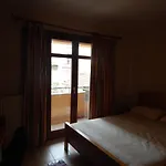 Semelis House
